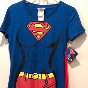 Halloween Costume Supergirl T-Shirt w/ Removable Cape Size Medium/1008